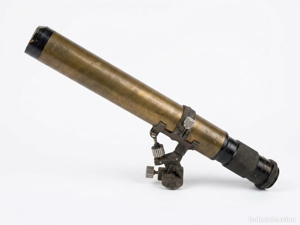 Militaria: Visor o anteojo militar. Perteneciente a la Primera Guerra Mundial (c. 1914&ndash;1918).