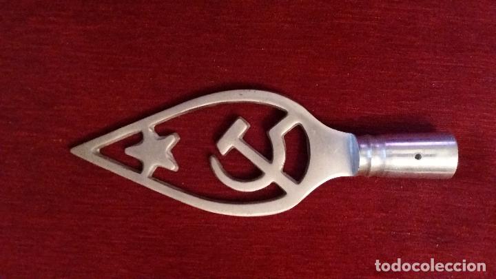 Militaria: PUNTA DE BANDERA RUSA, SOVI&Eacute;TICA, URSS - Foto 1