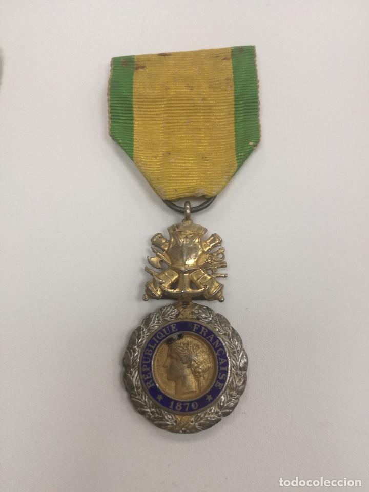 Militaria: medalla francesa al valor original 2 - Foto 1