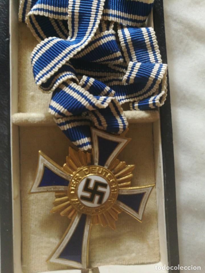 Militaria: Cruz de la madre en oro - Foto 3