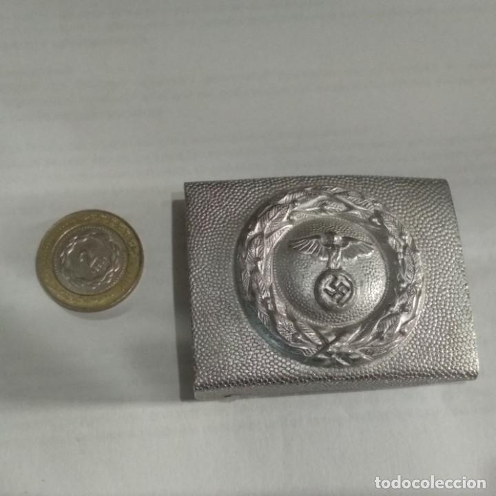 Militaria: Hebilla de cintur&oacute;n de RLB - Foto 1