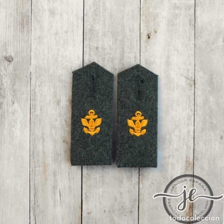 Militaria: Hombreras M40 artiller&iacute;a costera
