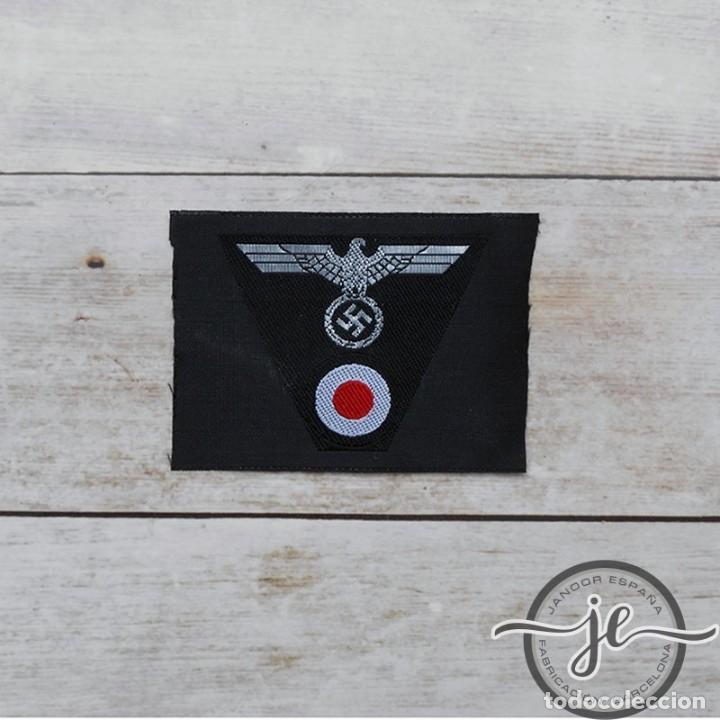 Militaria: &Aacute;guila de gorra trapezoide Panzer M43 oficiales
