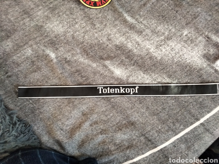 Militaria: Bocamanga totenkopf - Foto 1