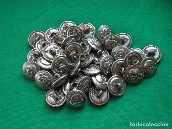 Militaria: 8 NICE XX SKULL BUTTONS - Foto 3
