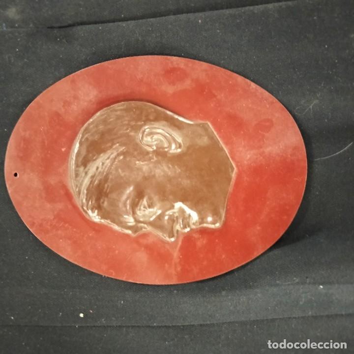 Militaria: Placa de platico celuloide de Hitler - Foto 1