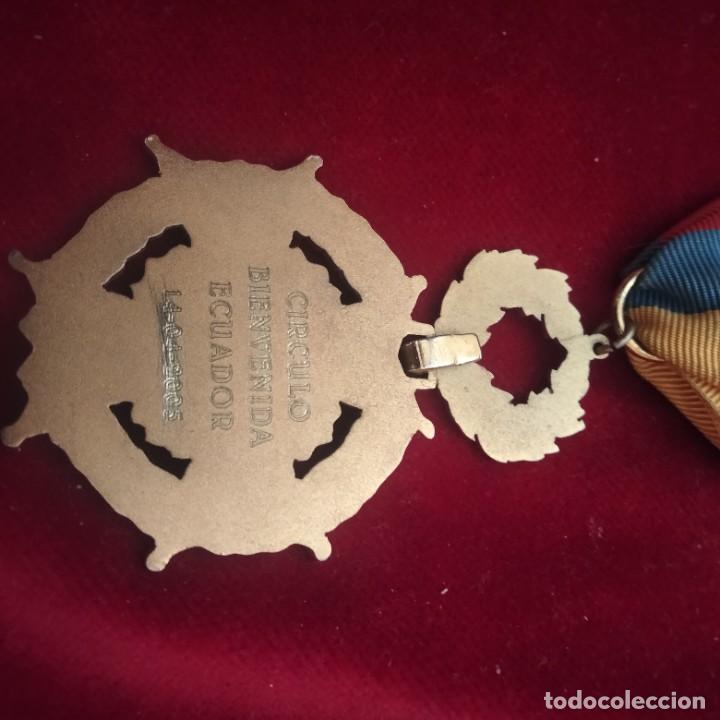 Militaria: Medalla ecuatoriana - Foto 3