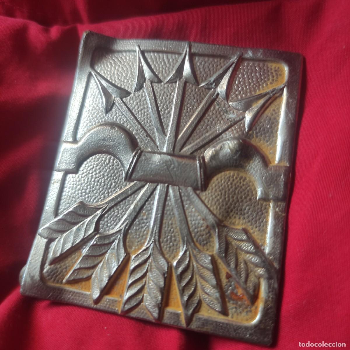 Militaria: Hebilla de cintur&oacute;n de Falange - Foto 1