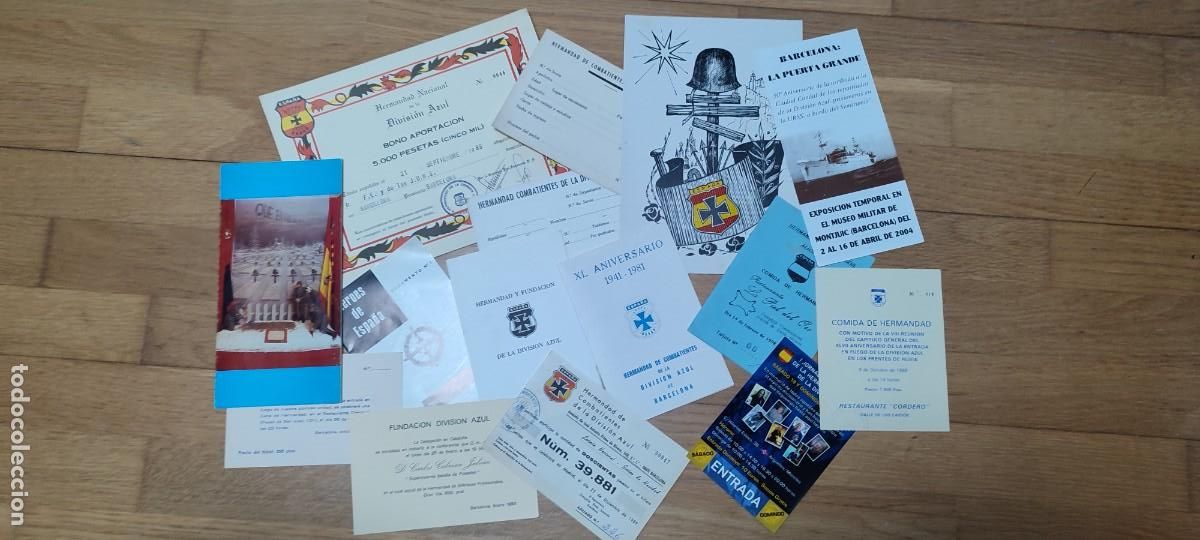 Militaria: Lote documentos invitaciones actos Divisi&oacute;n Azul - Foto 1