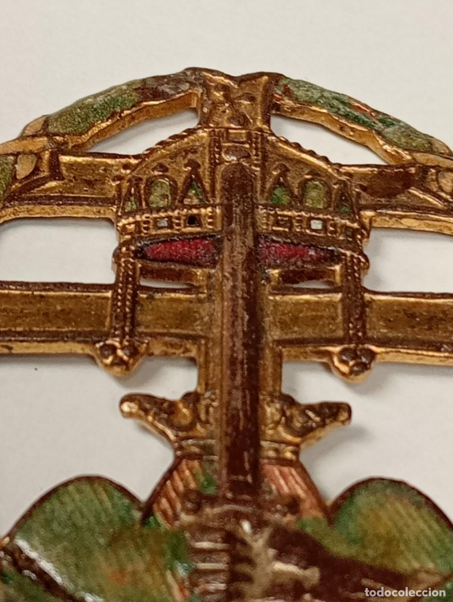 Militaria: Distintivo valor Hungria - Foto 3