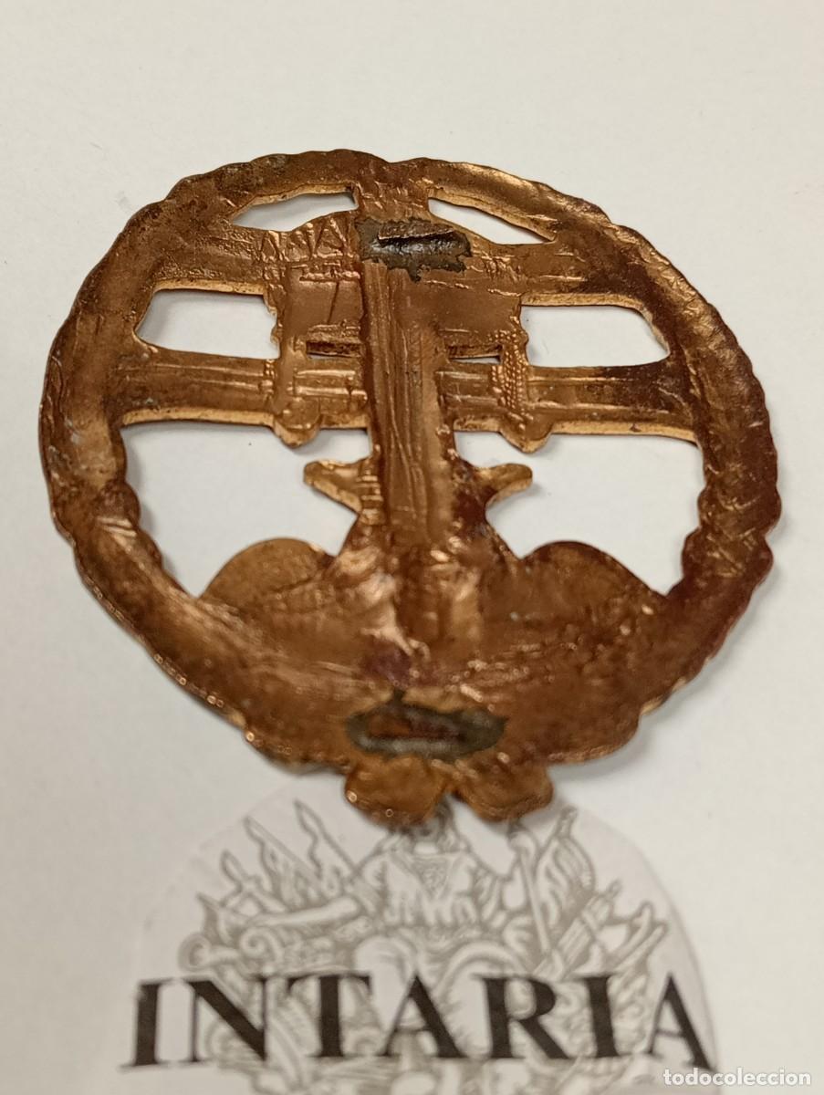 Militaria: Distintivo valor Hungria - Foto 4