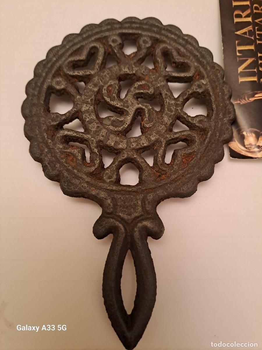 Militaria: Placa de simbologia germanica - Foto 1