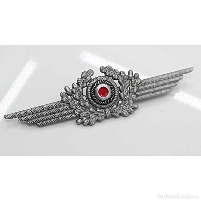 Militaria: cucarda utilizada en las gorras de plato por los oficiales de la Luftwaffe - SEGUNDA GUERRA MUNDIAL