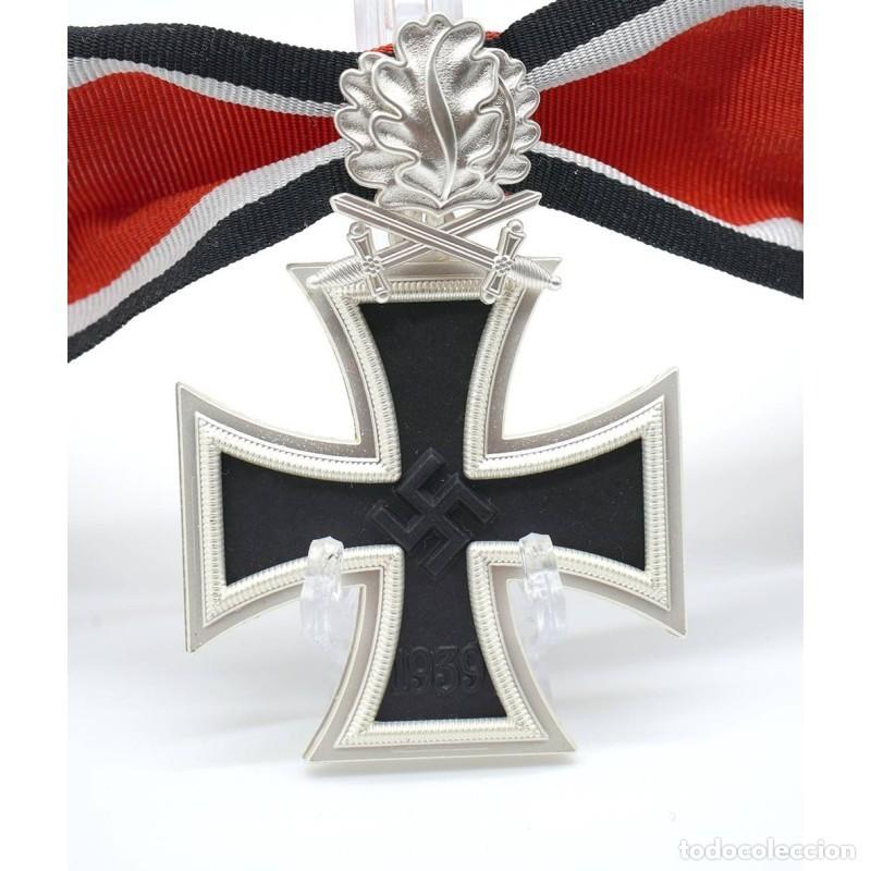 Militaria: CRUZ DE CABALLERO DE LA CRUZ DE HIERRO CON HOJAS DE ROBLE Y ESPADAS FABRICAD- SEGUNDA GUERRA MUNDIAL