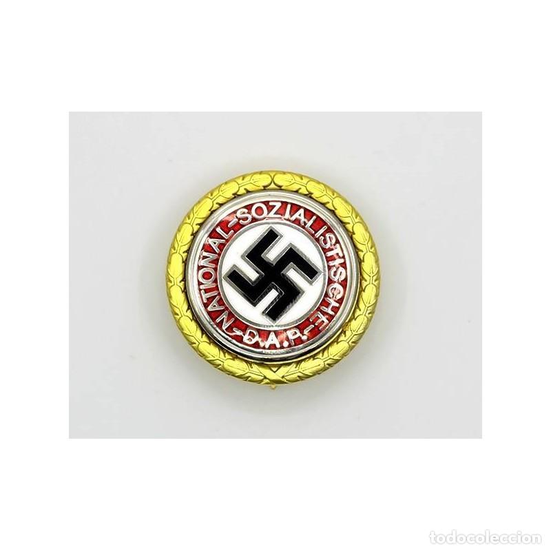Militaria: INSIGNIA DEL PARTIDO NSDAP - ORO - Alemania - SEGUNDA GUERRA MUNDIAL