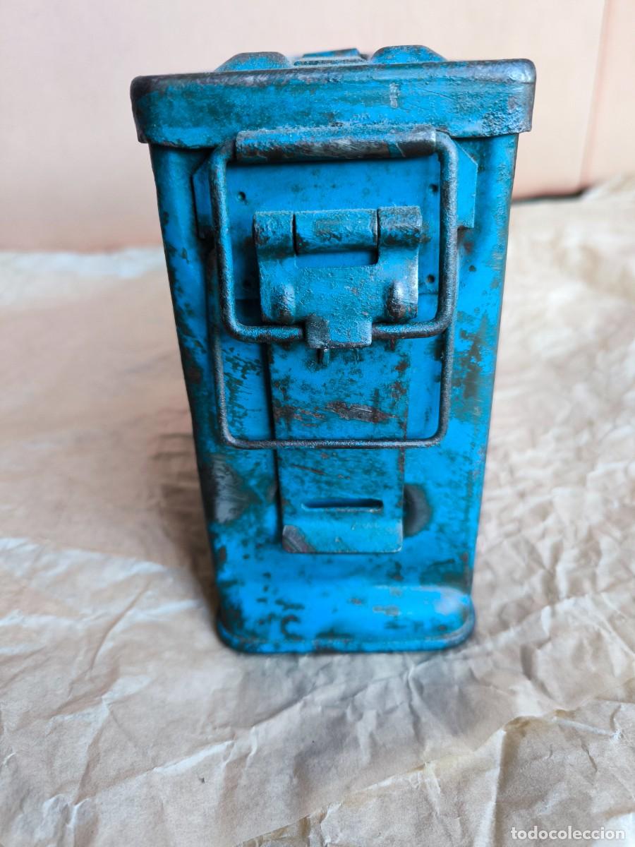 Militaria: Caja de munici&oacute;n del calibre 30 - Foto 1