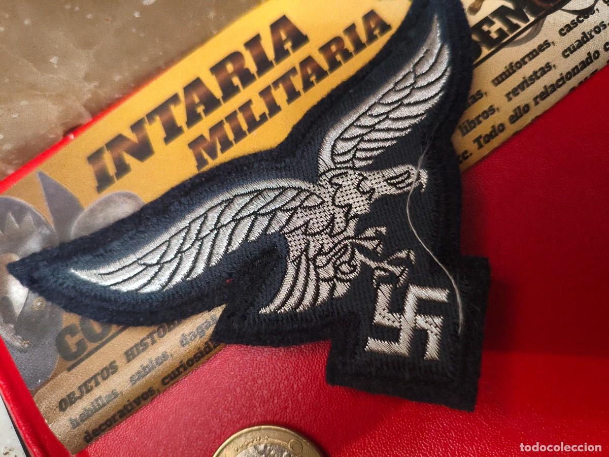 Militaria: &Aacute;guila uniforme de Luftwaffe