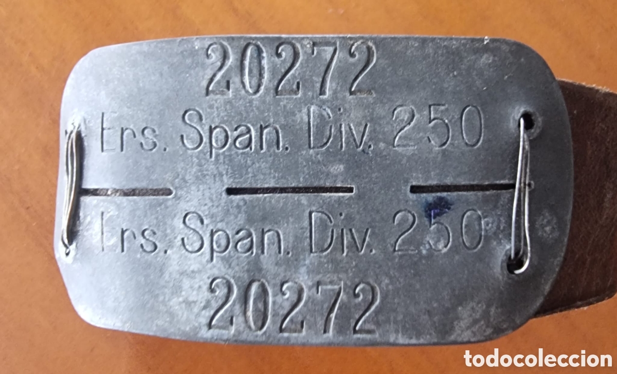 Militaria: Divisi&oacute;n Azul chapa identificaci&oacute;n original. De &eacute;poca. Muy buena pieza. Valladolid