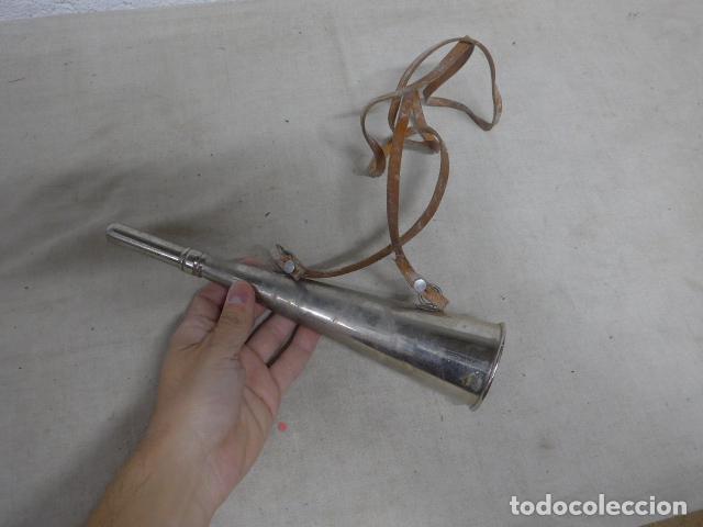 Militaria: Antigua trompetilla o corneta militar de II guerra mundial, creo alemana, SIGNAL