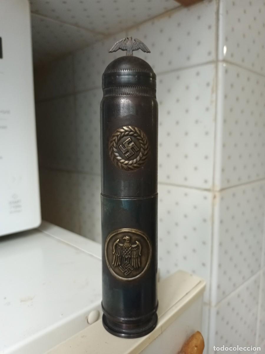 Militaria: Mechero de sobremesa Alem&aacute;n WW2 Nazi.Medidas 16 x 3,5 cm