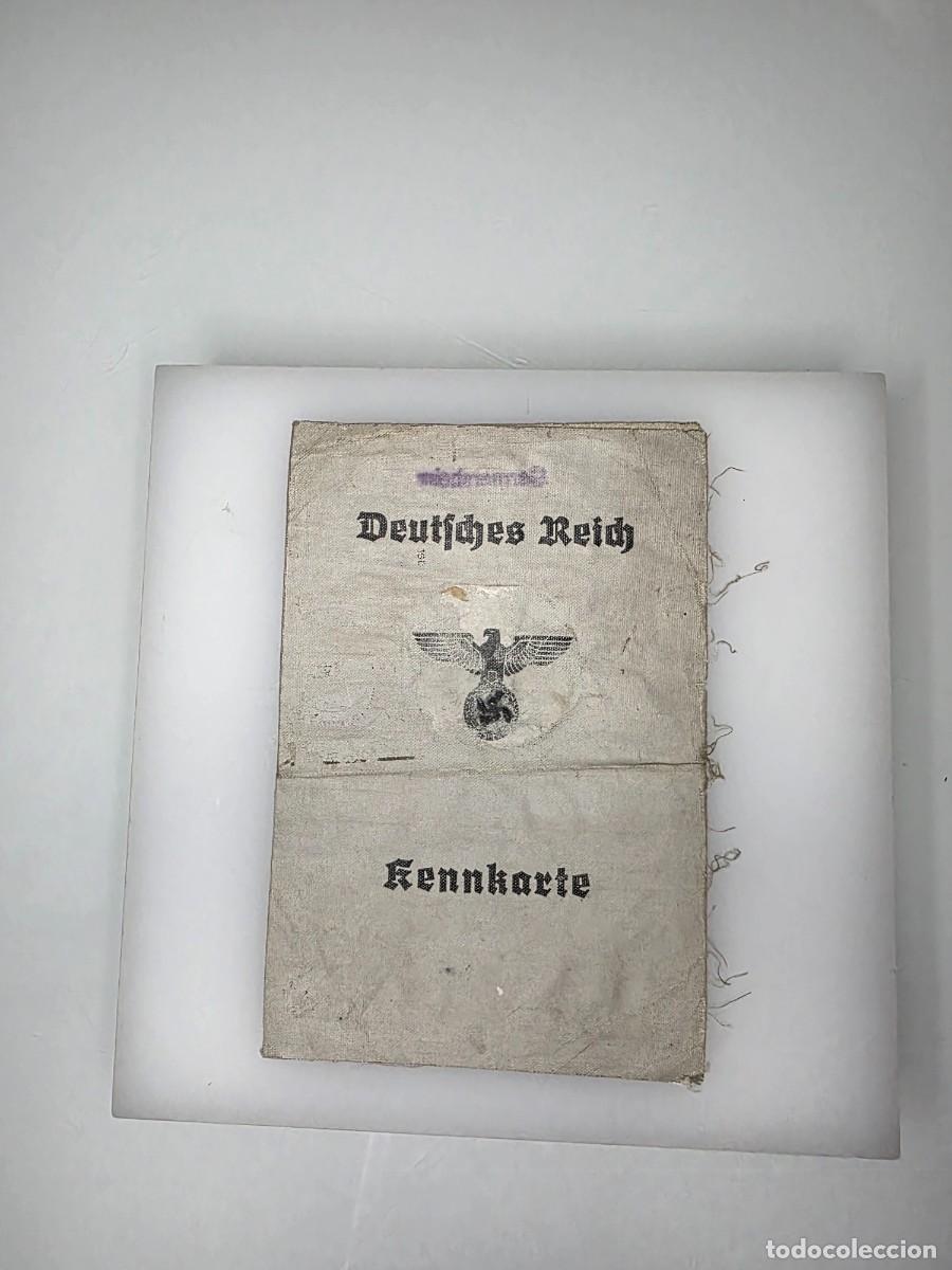 Militaria: Kennkarte alemana de Lina Hermann, Germersheim, con fotograf&iacute;a y huellas
