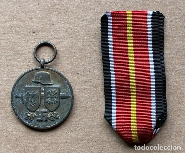 Militaria: Medalla Lucha contra el Bolchevismo. Divisi&oacute;n Azul. marcada &rdquo;1&rdquo;