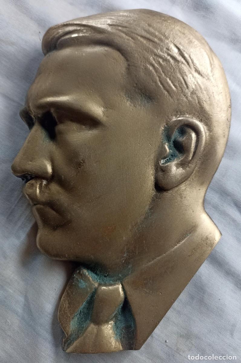 Militaria: Escultura, busto Adolf Hitler perfil (16,5 cm) (III Reich Hitler- Nazi- Alemania) WWII