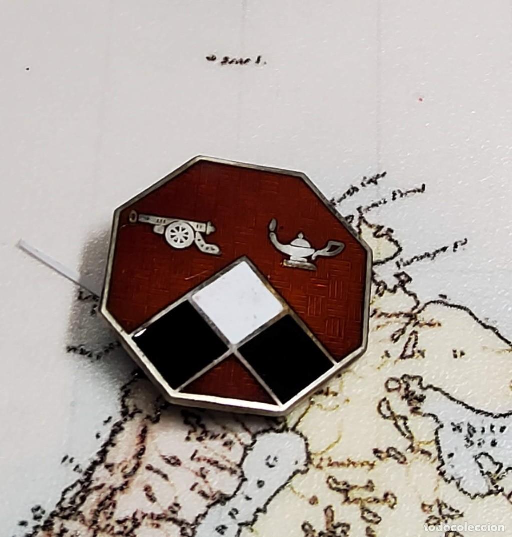 Militaria: INSIGNIA de PLATA.REGIMIENTOS DE ARTILLERIA DE CAMPO de ESTADOS UNIDOS.2&ordf; GUERRA MUNDIAL.
