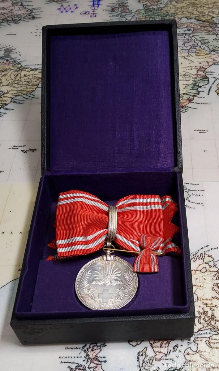 Militaria: MEDALLA PLATA.AL M&Eacute;RITO DE CRUZ ROJA DE JAP&Oacute;N PARA MUJERES DE LA MARINA.2&ordf; GUERRA MUNDIAL