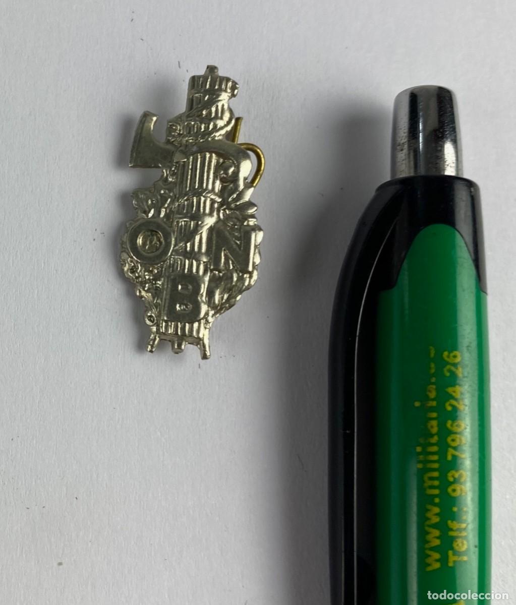 Militaria: Italia insignia para gorra o Fez de la Juventud Fascista Italiana ONB OPERA NAZIONALE BALILLA