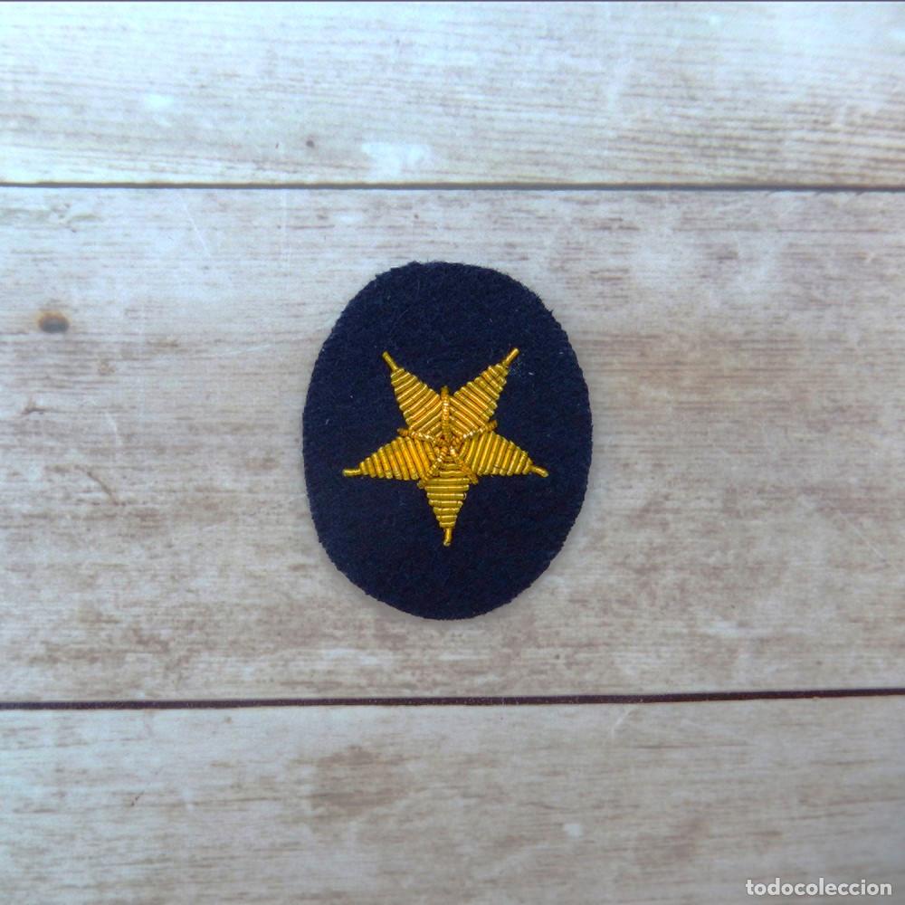 Militaria: Estrella bordada de oro para oficiales Kriegsmarine