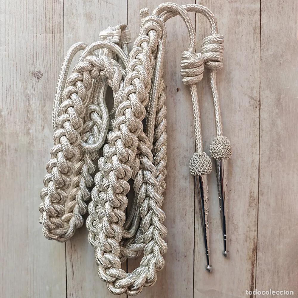 Militaria: Aiguillette o cord&oacute;n de hombro de oficial de la Wehrmacht hilo de plata metal