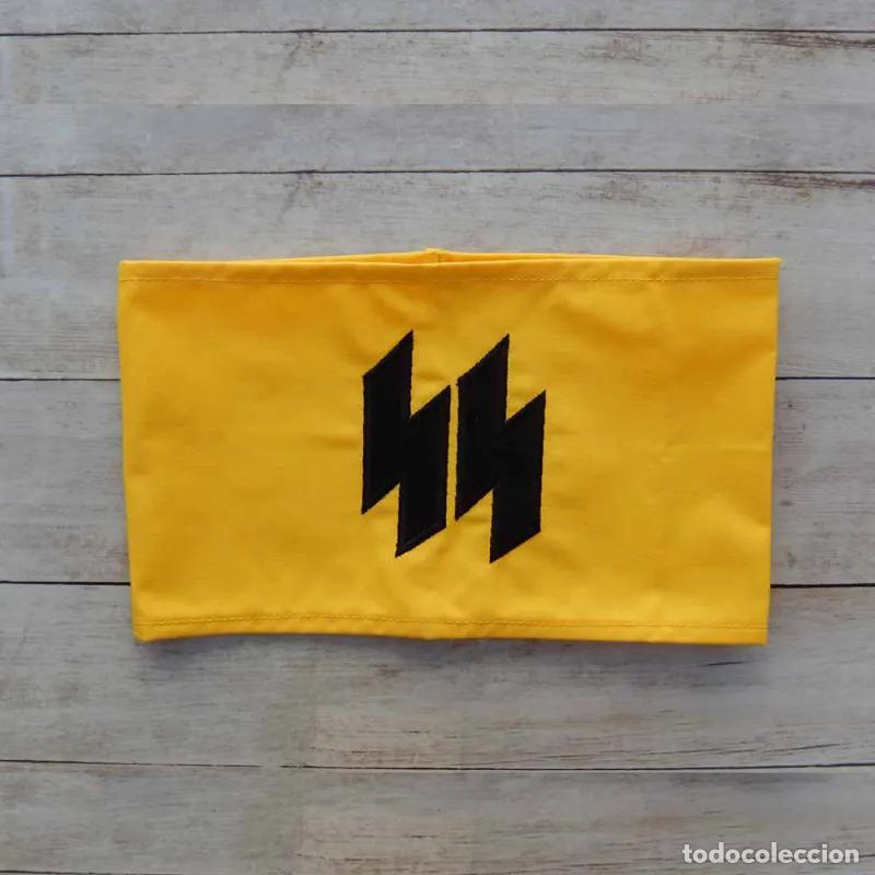 Militaria: Brazalete Waffen SS militar