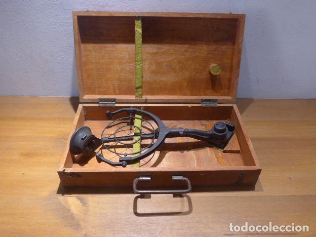 Militaria: Antigua caja y visor mira antiaerea de ametralladora alemana ZB 37, original, zb37 II Guerra Mundial