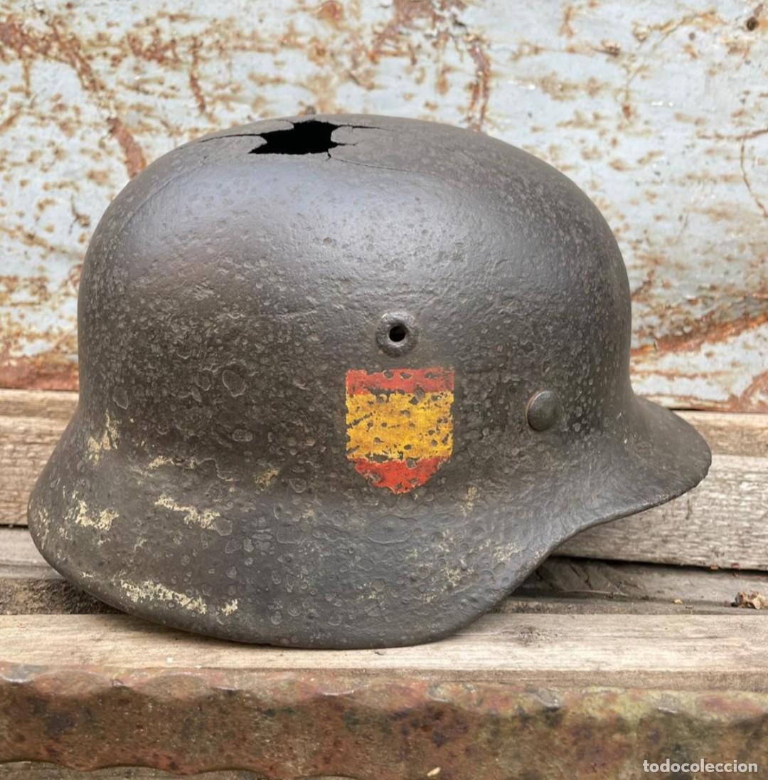 Militaria: Casco alem&aacute;n Divisi&oacute;n Azul - Foto 1