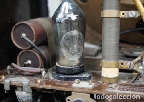 Militaria: WW2 GERMAN BAKELITE RADIO DEUTSCHER KLEINEMPFANGER DKE38 - WW11
