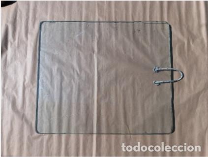 Military Antiques: Cristal de ventana del puente de mando del Graf Spee alem&aacute;n de la Segunda Guerra Mundial - Fragmento