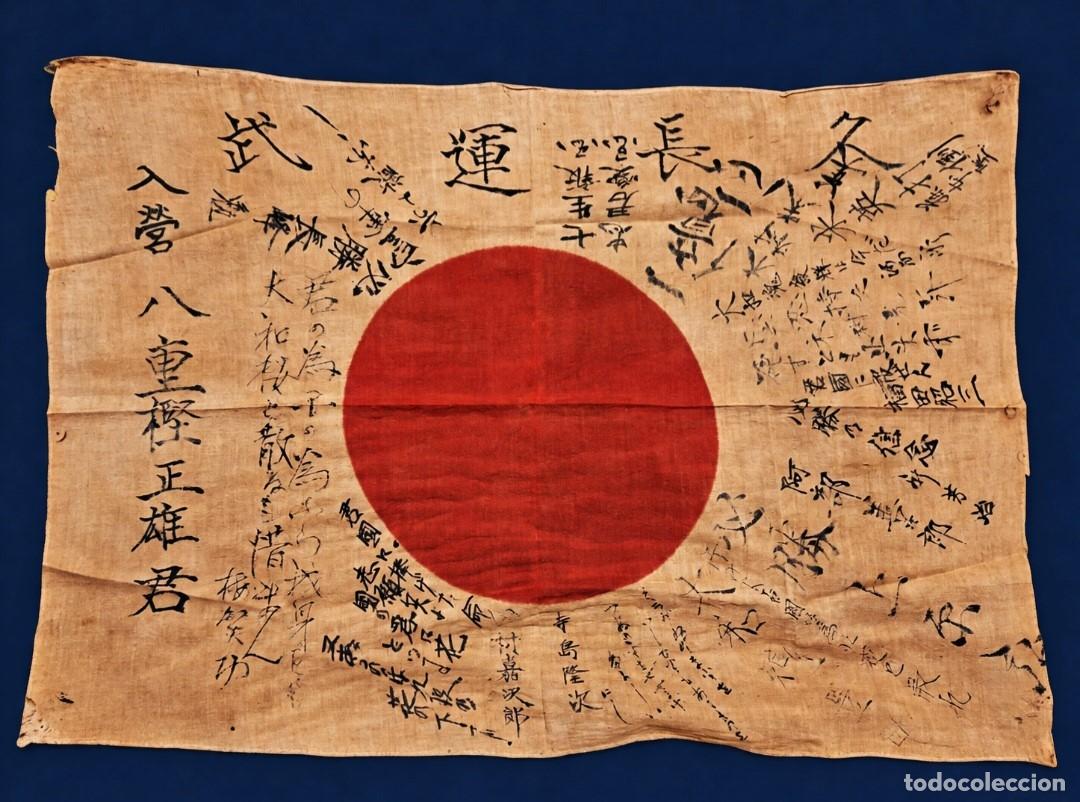 Militaria: 2&ordf; Guerra Mundial (Jap&oacute;n,1942-1944) bandera llamada Hinomaru-Yosegaki (buena suerte)