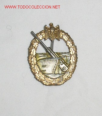 Militaria: Distintivo de Artiller&iacute;a Costera de la Marina de Guerra.  IIGM