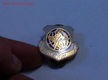 Militaria: Emblema de gorro de aviaci&oacute;n - Foto 1