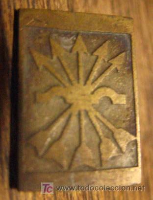 Militaria: Insignia de aguja de 13 x 09 cms - Foto 1