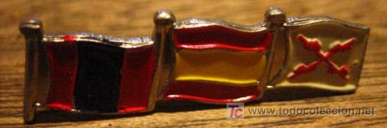Militaria: Insignia de aguja de 27 x 08 cms - Foto 1