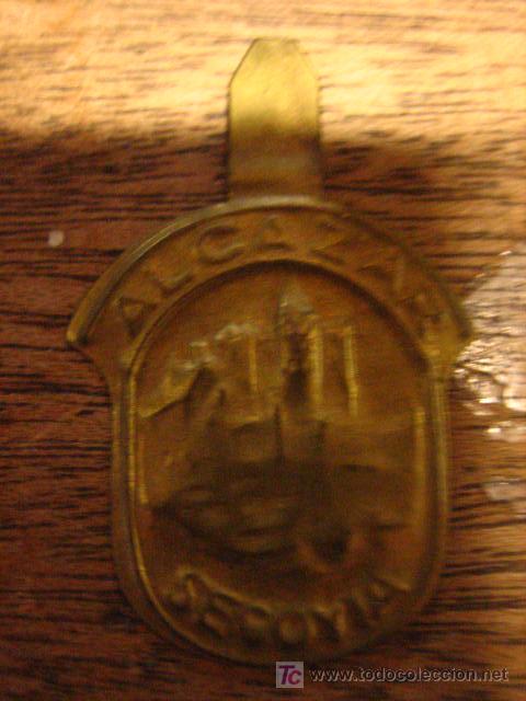 Militaria: Insignia Auxilio Social - Foto 1