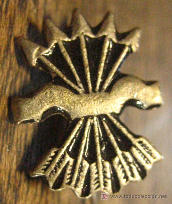 Militaria: Insignia de aguja de Falange, 15 cms - Foto 1