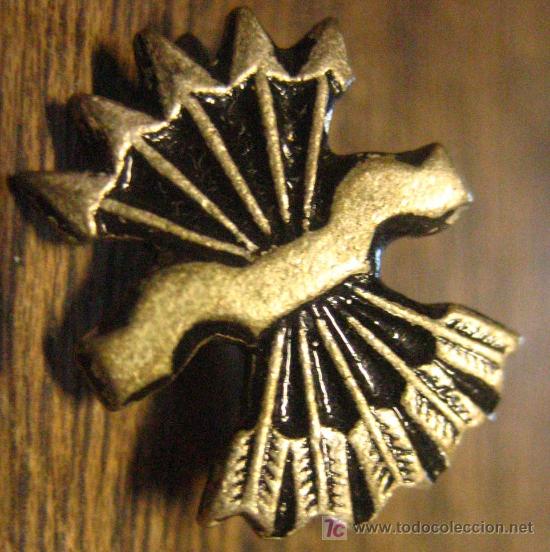Militaria: Insignia de aguja de Falange, 15 cms - Foto 1