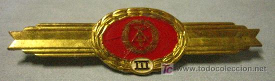 Militaria: Distintivo RDA - Foto 1