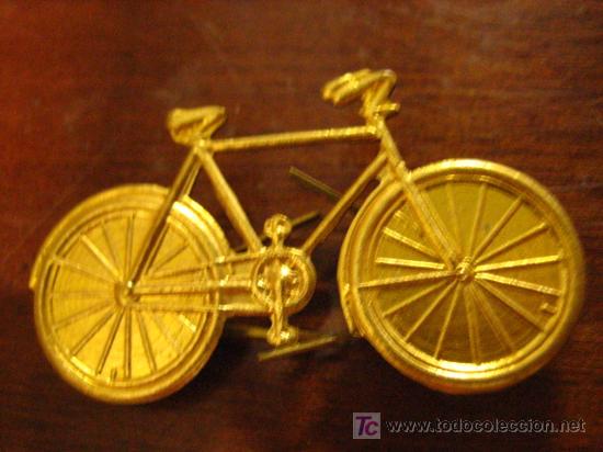 Militaria: Distintivo  Ciclista - Foto 1