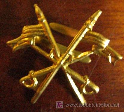 Militaria: Insignia de caballer&iacute;a de 25 x 2 cms - Foto 1