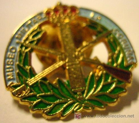 Militaria: Pin del Museo Militar La Coru&ntilde;a - Foto 1