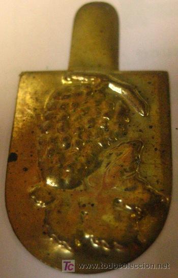 Militaria: Insignia Auxilio social - Foto 1